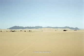 Approaching Adrar Chiriet