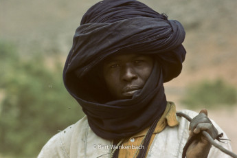 Around Arak, a Tuareg, probably an Ikelan, once a caste of slaves within Tuareg society ...
