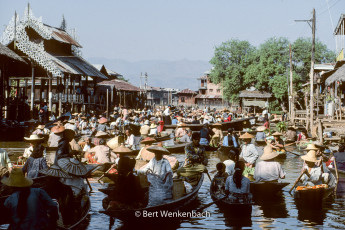 Floating market at Ywama Village
