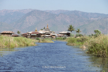 Approaching Maing Thauk village on the eastern shore of Inle Lake